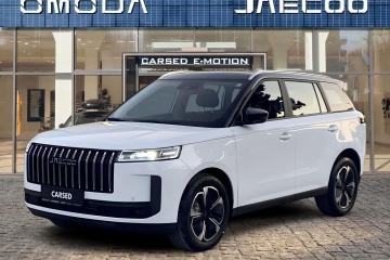 5 Premium | Khaki White & Carbon Black Roof